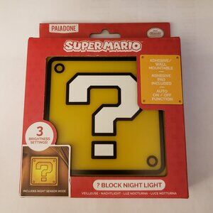 Nintendo NES Super Mario Bros Question Mark Block ? Yellow Glowing Night Light